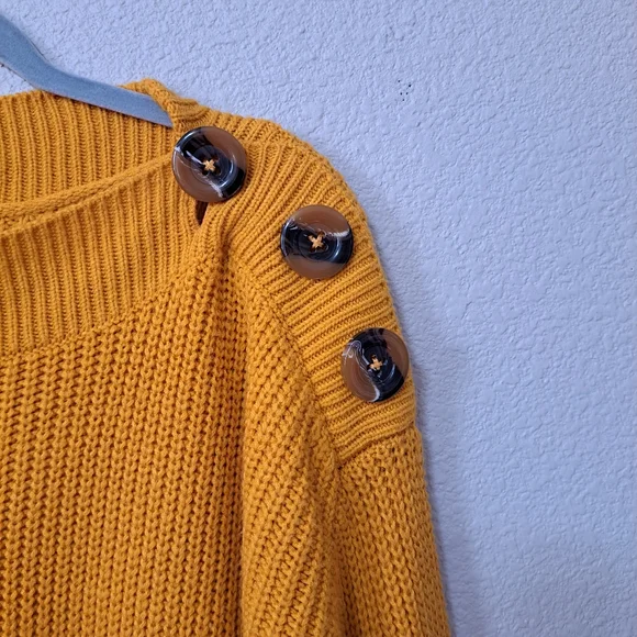 For The Republic Boatneck Chunky Yellow Sweater Large Button Boxy Size Medium - Picture 5 of 8